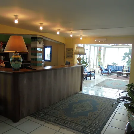 Nike 4* Giardini Naxos