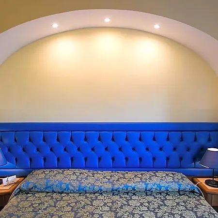 Hotel Nike 4*