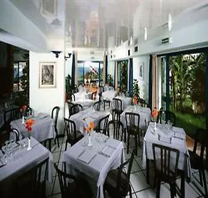 耐克酒店 酒店 4*