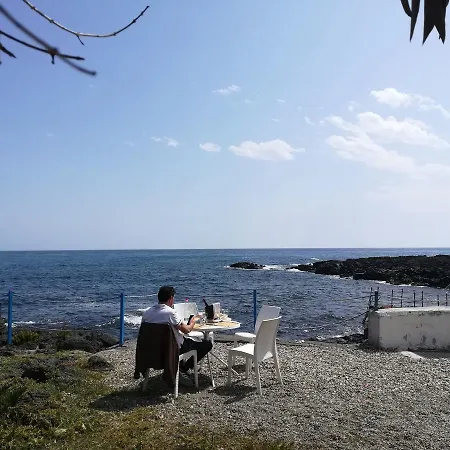 Nike Giardini-Naxos